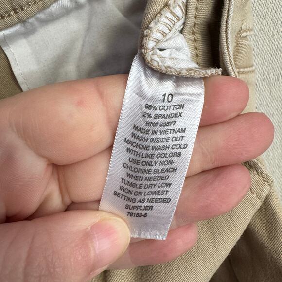 a.n.a. Size 10 Tan Beige Twill Casual Shorts with Pockets - Picture 7 of 10